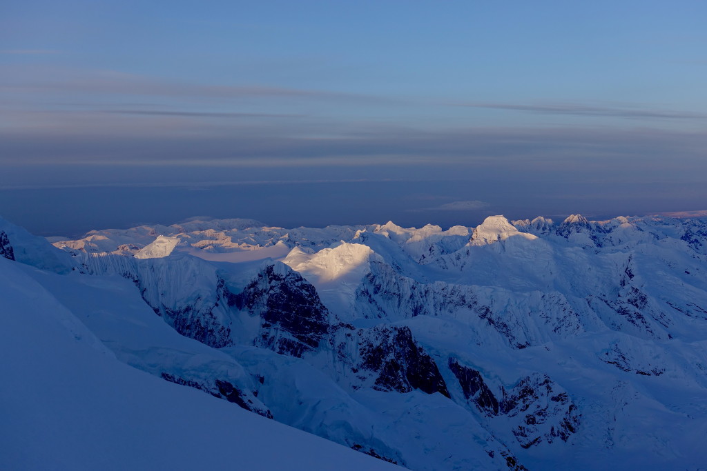 tips of peaks w light